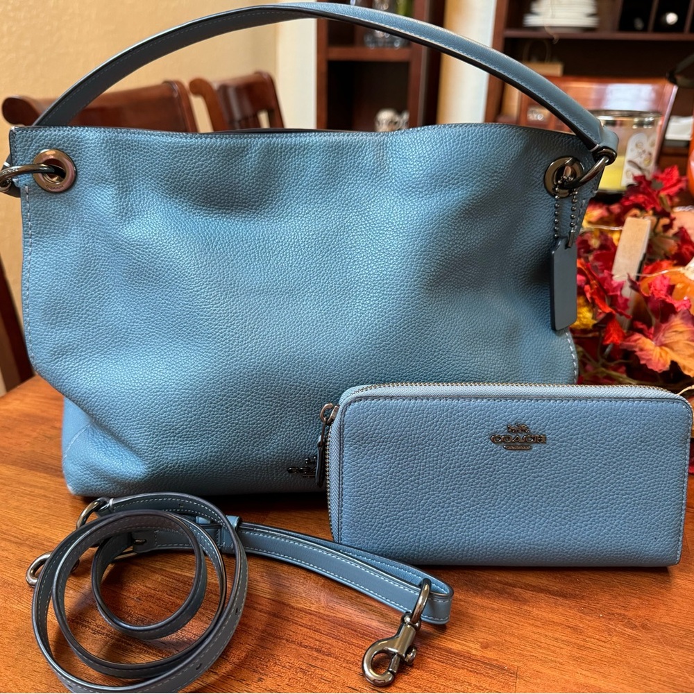 Coach purse medium blue hobo crossbody and wallet set